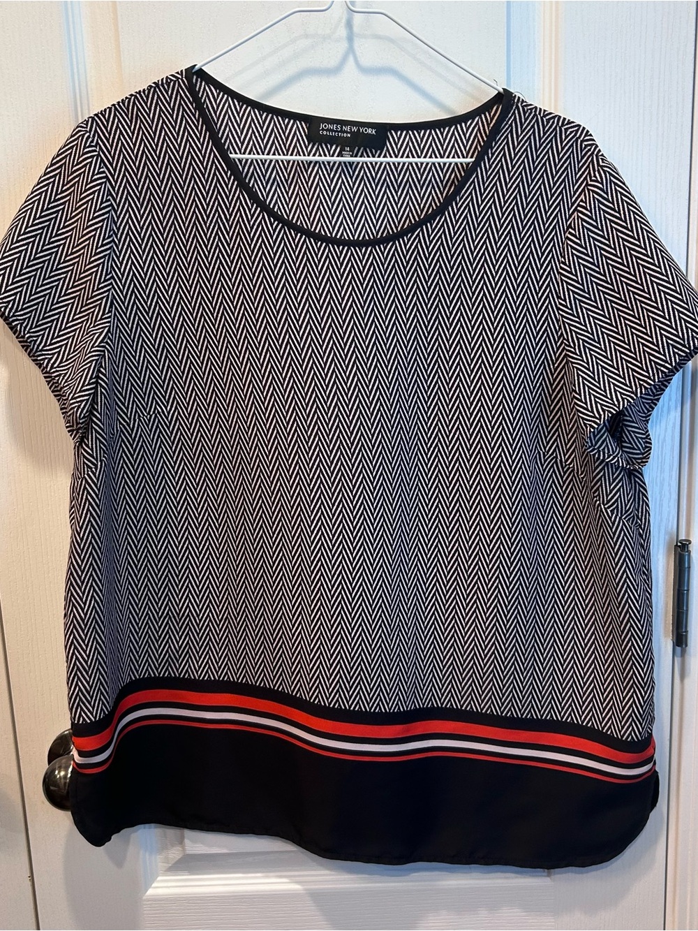 Jones New York Women’s Black/White Herringbone Round Neck Pullover Blouse Sz 14